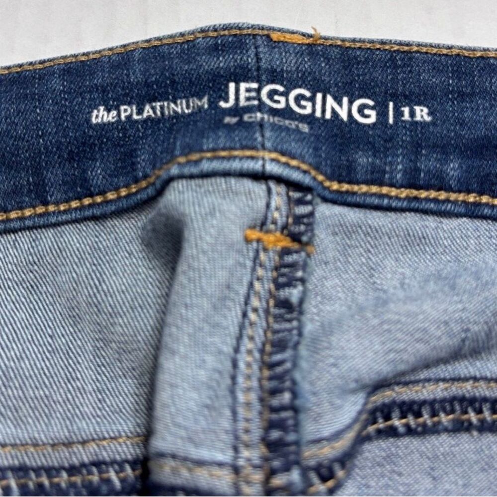 Chico's Platinum Velveteen Patch Jeggings-Slim Leg Patchwork Denim 1R - Picture 4 of 10